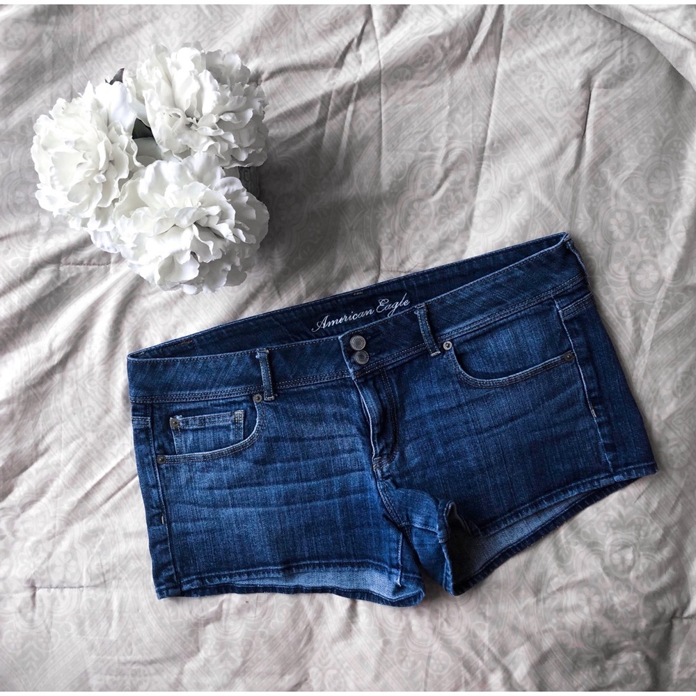 American Eagle Shorts Sz 14 Stretch Flap Pocket